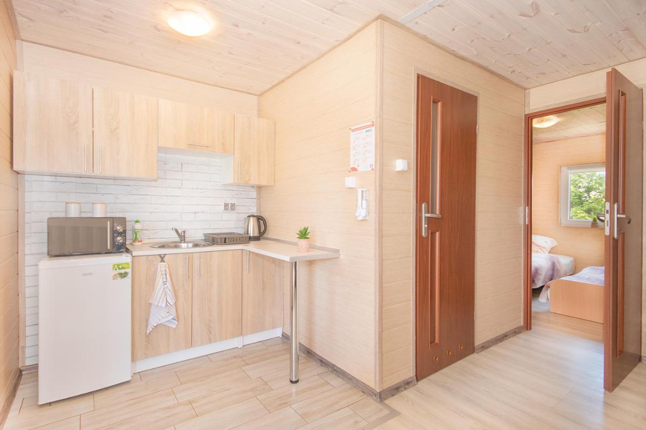Przyjazna Osada - Domki I Apartamenty Дарлово Екстер'єр фото