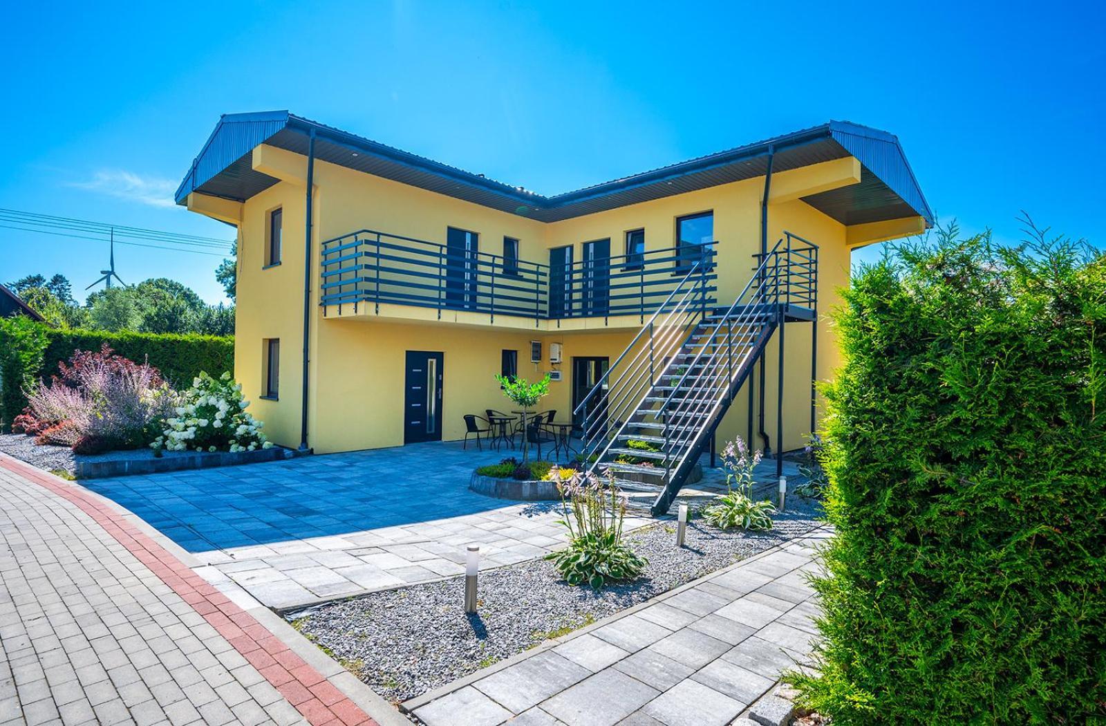 Przyjazna Osada - Domki I Apartamenty Дарлово Екстер'єр фото